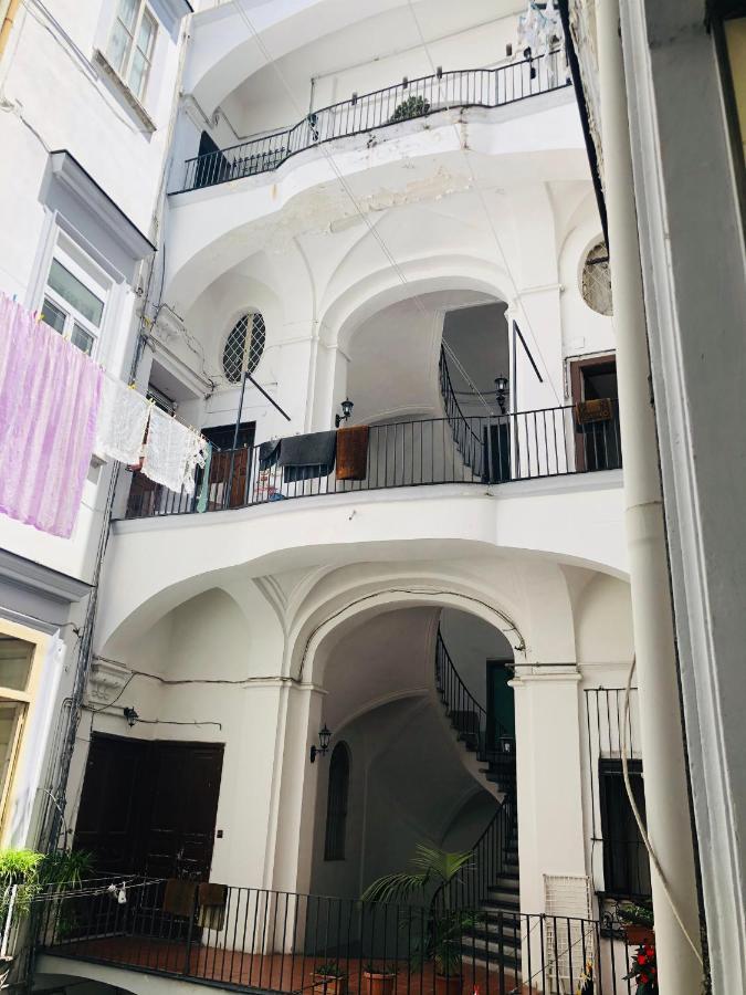 Dimora Paladino Bed & Breakfast Napoli Dış mekan fotoğraf